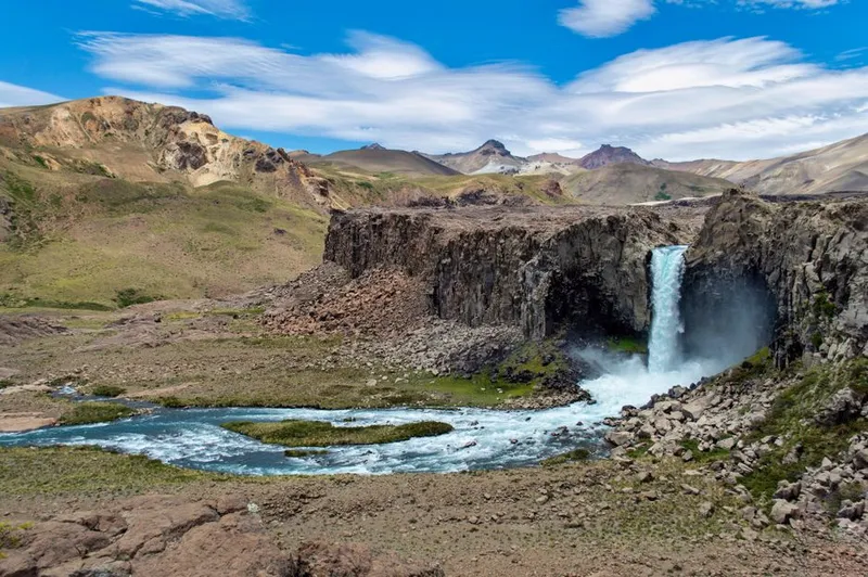 Salto del Renegado (Cascada Rucapirén)